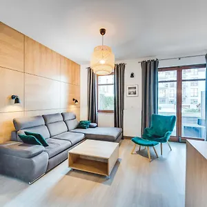 Apartament Greenwood With Terrace - Neptun Park By Oneapartments, Gdańsk